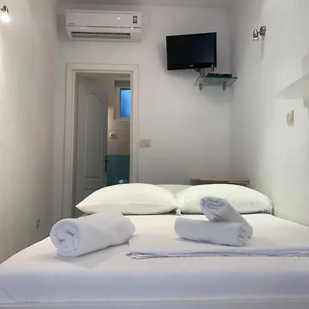 Apartment Center *